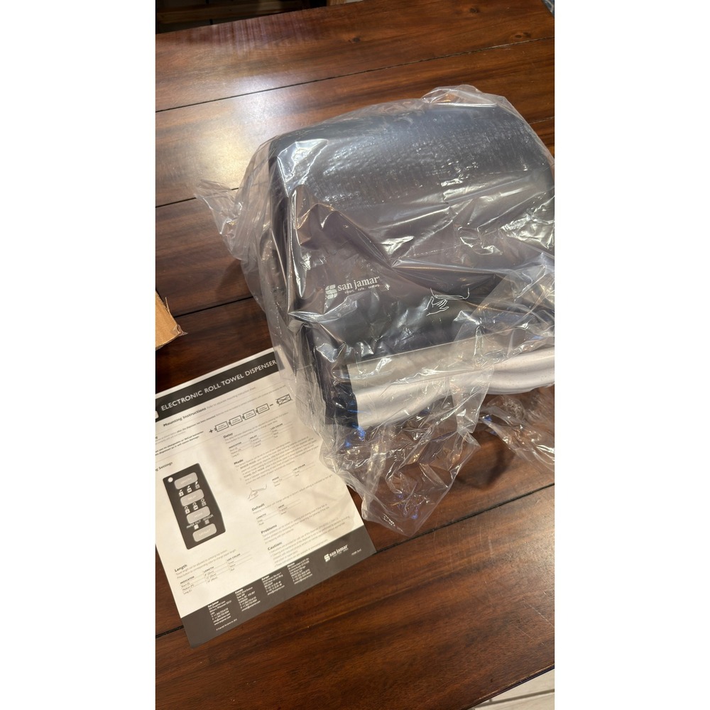 San Jamar Smart Essence T8400 Black Touchless Electronic Roll Towel Dispenser